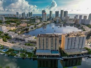 437 Golden Isles Dr 5J, Hallandale Beach FL 33009