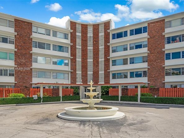 1700 NE 105th St 108, Miami Shores FL 33138