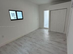 860 NW 171st St, Miami Gardens FL 33169