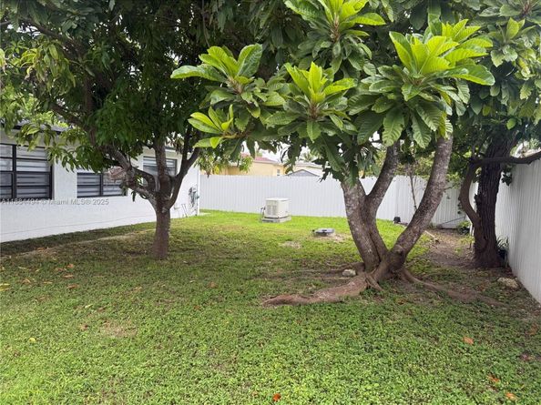 25425 SW 126th Ct, Homestead FL 33032