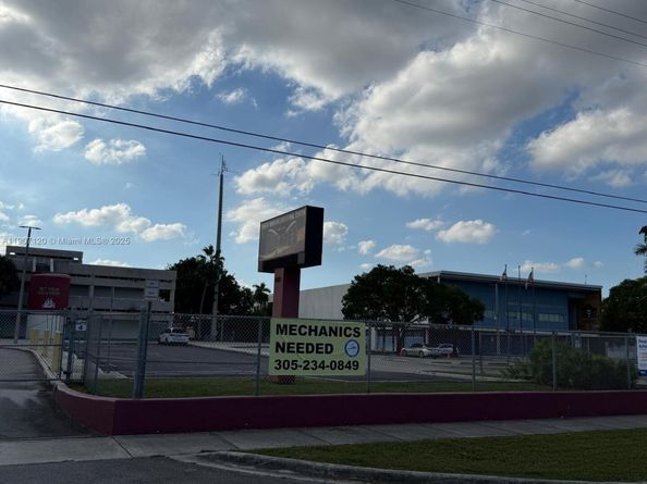 17360 SW 121st Ave, Miami FL 33177