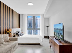 17111 Biscayne Blvd 1709, North Miami Beach FL 33160