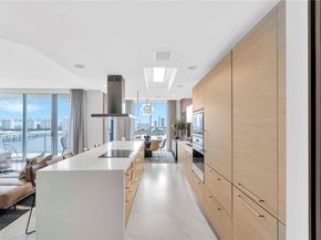 17111 Biscayne Blvd 1709, North Miami Beach FL 33160