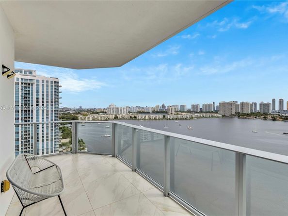 17111 Biscayne Blvd 1709, North Miami Beach FL 33160