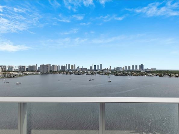 17111 Biscayne Blvd 1709, North Miami Beach FL 33160