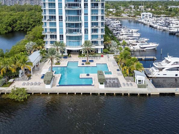 17111 Biscayne Blvd 1709, North Miami Beach FL 33160