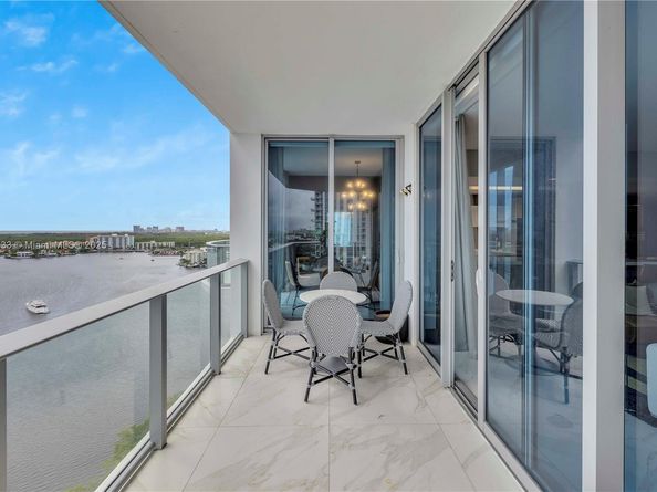 17111 Biscayne Blvd 1709, North Miami Beach FL 33160