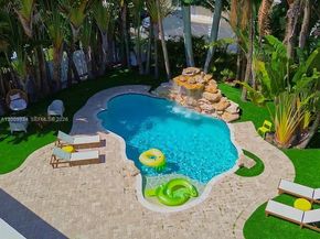 1435 Grant St, Hollywood FL 33020