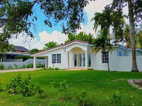 1435 Grant St, Hollywood FL 33020