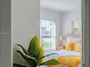 1435 Grant St, Hollywood FL 33020