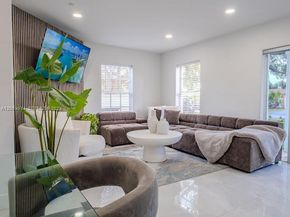 1435 Grant St, Hollywood FL 33020