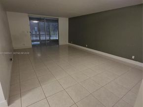 620 NE 12th Ave 101, Hallandale Beach FL 33009
