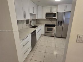 620 NE 12th Ave 101, Hallandale Beach FL 33009