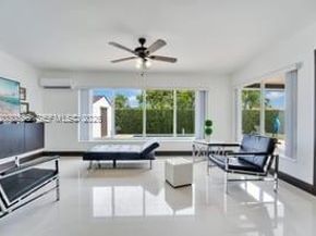 Undisclosed Address #A12030338, Miami FL 33155