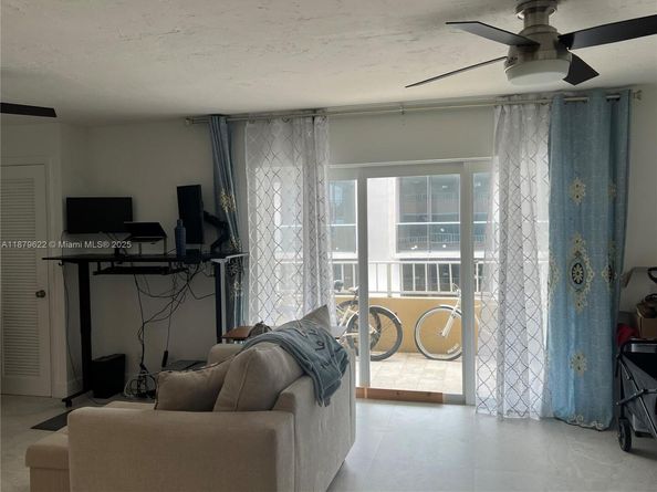 3304 Virginia St 6C, Miami FL 33133