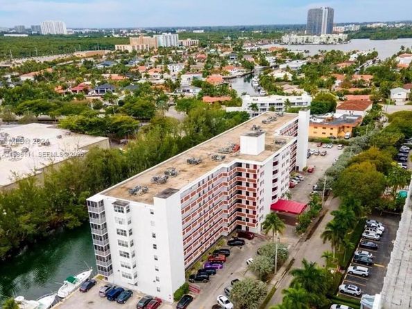 Undisclosed Address #A11996111, North Miami Beach FL 33160
