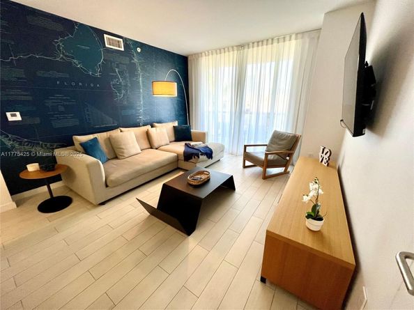 2602 E Hallandale Beach Blvd R403, Hallandale Beach FL 33009