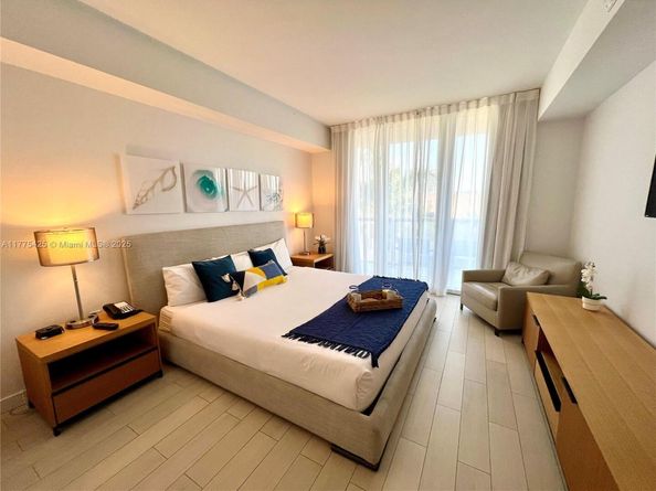 2602 E Hallandale Beach Blvd R403, Hallandale Beach FL 33009