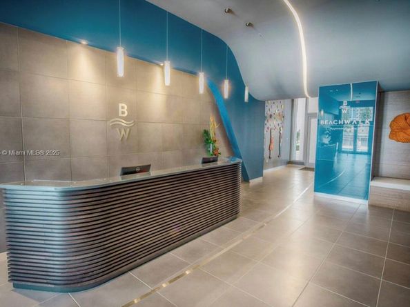 2602 E Hallandale Beach Blvd R403, Hallandale Beach FL 33009