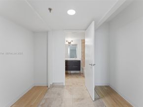 850 N Miami Ave W806, Miami FL 33136