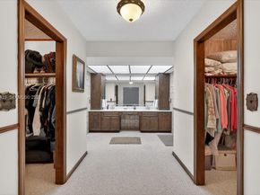 8261 SW 186th St, Cutler Bay FL 33157