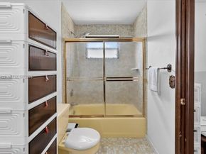 8261 SW 186th St, Cutler Bay FL 33157