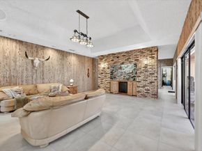 8261 SW 186th St, Cutler Bay FL 33157