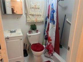 201 SW 51st Ct, Miami FL 33134