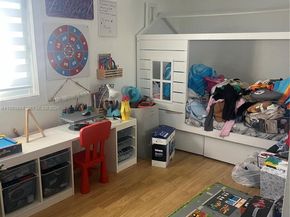 201 SW 51st Ct, Miami FL 33134