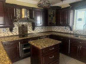 201 SW 51st Ct, Miami FL 33134