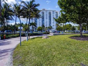 6450 Collins Ave 202, Miami Beach FL 33141