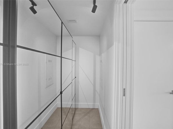 3131 NE 7th Ave 4203, Miami FL 33137