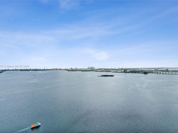 3131 NE 7th Ave 4203, Miami FL 33137