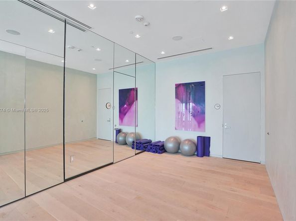 3131 NE 7th Ave 4203, Miami FL 33137