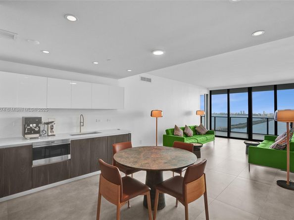 3131 NE 7th Ave 4203, Miami FL 33137