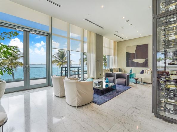 3131 NE 7th Ave 4203, Miami FL 33137