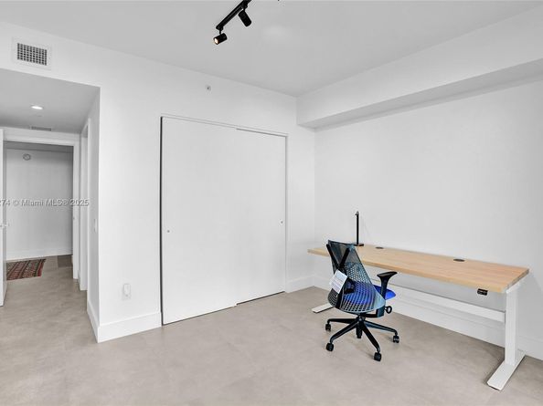 3131 NE 7th Ave 4203, Miami FL 33137