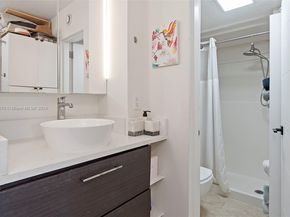 6616 E Miami Lakes Dr E, Miami Lakes FL 33014