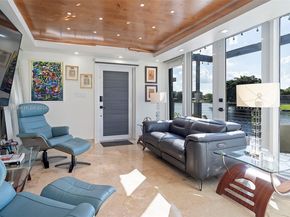 6616 E Miami Lakes Dr E, Miami Lakes FL 33014