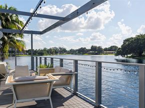 6616 E Miami Lakes Dr E, Miami Lakes FL 33014