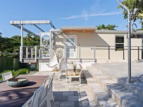 6616 E Miami Lakes Dr E, Miami Lakes FL 33014