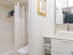 6616 E Miami Lakes Dr E, Miami Lakes FL 33014