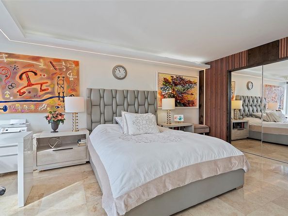 6616 E Miami Lakes Dr E, Miami Lakes FL 33014
