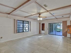 65 NE 152nd St, Miami FL 33162