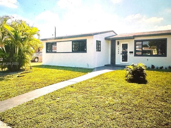 1320 NW 179th St, Miami Gardens FL 33169