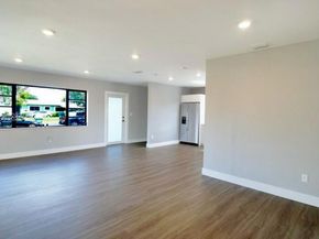 1320 NW 179th St, Miami Gardens FL 33169