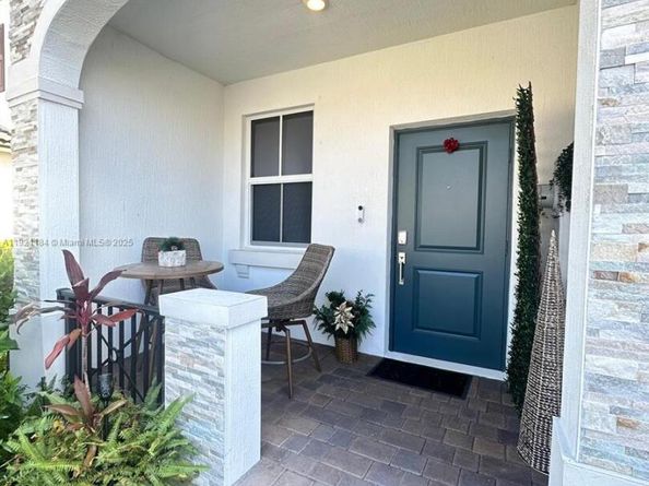 12641 NW 23rd Pl, Miami FL 33167