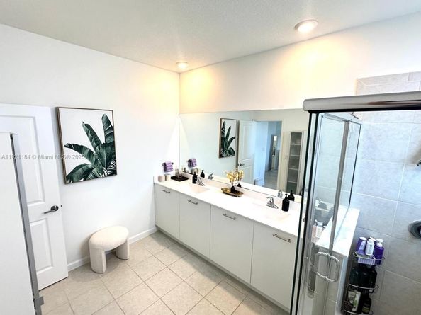 12641 NW 23rd Pl, Miami FL 33167