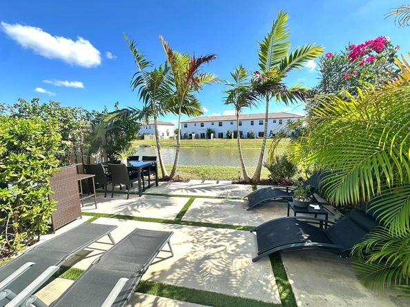 12641 NW 23rd Pl, Miami FL 33167