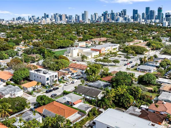 1428 SW 20th St, Miami FL 33145